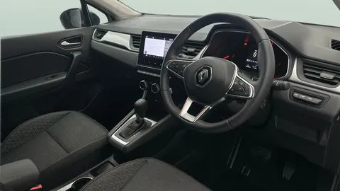 Thumbnail image for the Renault Captur 1.3 TCe Iconic Edition   EDC