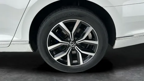 Thumbnail image for the Volkswagen Passat 1.4 TSI 13kWh GTE   Plug-in  DSG