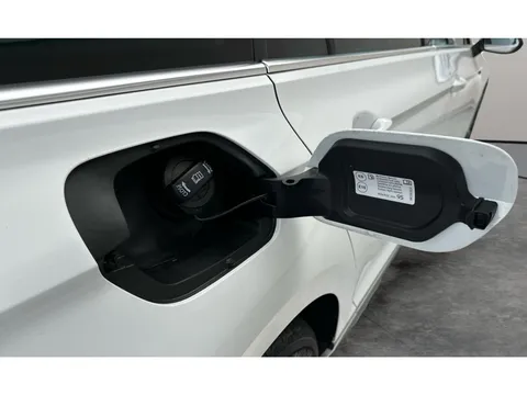 Thumbnail image for the Volkswagen Passat 1.4 TSI 13kWh GTE   Plug-in  DSG
