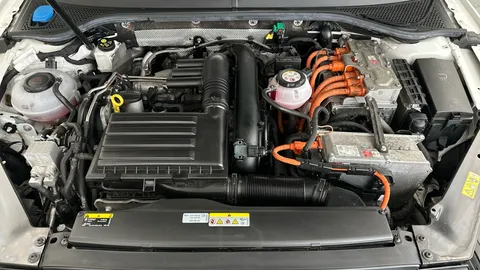 Thumbnail image for the Volkswagen Passat 1.4 TSI 13kWh GTE   Plug-in  DSG
