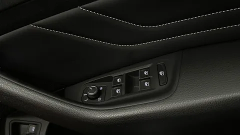 Thumbnail image for the Volkswagen Passat 1.4 TSI 13kWh GTE   Plug-in  DSG