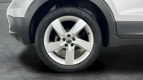 Thumbnail image for the Volkswagen T-Cross 1.0 TSI SEL