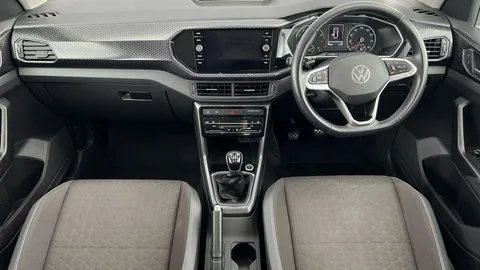 Thumbnail image for the Volkswagen T-Cross 1.0 TSI SEL