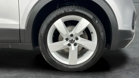Thumbnail image for the Volkswagen T-Cross 1.0 TSI SEL