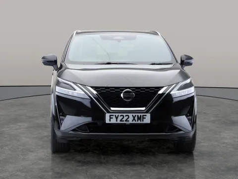 Thumbnail image for the Nissan Qashqai 1.3 DIG-T MHEV Tekna    XTRON
