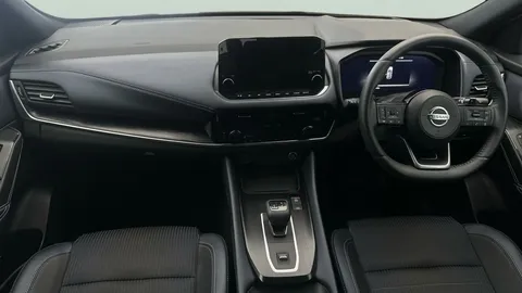 Thumbnail image for the Nissan Qashqai 1.3 DIG-T MHEV Tekna    XTRON