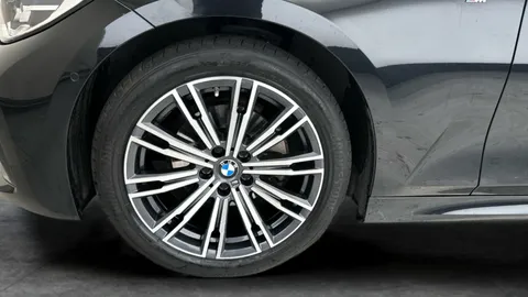 Thumbnail image for the BMW 3 Series 2.0 320i M Sport