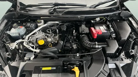 Thumbnail image for the Nissan Qashqai 1.3 DIG-T MHEV Tekna    XTRON
