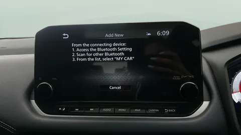 Thumbnail image for the Nissan Qashqai 1.3 DIG-T MHEV Tekna    XTRON