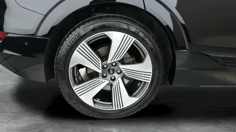 Thumbnail image for the Audi E-Tron 50 S line   quattro 71.2kWh (11kW Charger)