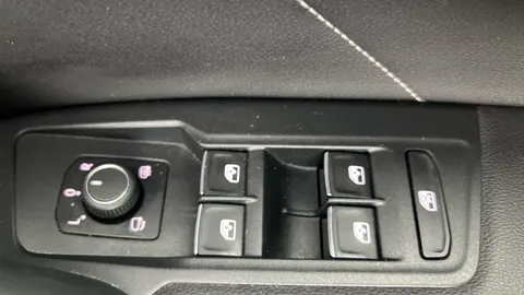 Thumbnail image for the Volkswagen Tiguan 1.5 TSI R-Line   DSG