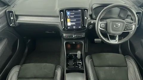 Thumbnail image for the Volvo XC40 1.5h T5 Twin Engine Recharge 10.7kWh R-Design   Plug-in
