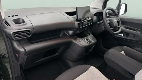 Thumbnail image for the Citroën E-Berlingo 52kWh PLUS M   (7.4kW Charger)
