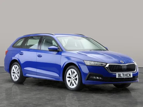 Thumbnail image for the Škoda Octavia 1.4 TSI iV 13kWh SE Technology   Plug-in  DSG