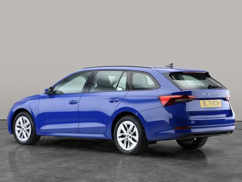 Thumbnail image for the Škoda Octavia 1.4 TSI iV 13kWh SE Technology   Plug-in  DSG