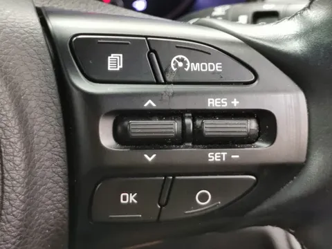 Thumbnail image for the Kia Stonic 1.0 T-GDi 4