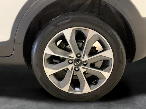 Thumbnail image for the Kia Stonic 1.0 T-GDi 4