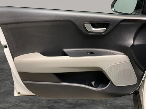 Thumbnail image for the Kia Stonic 1.0 T-GDi 4