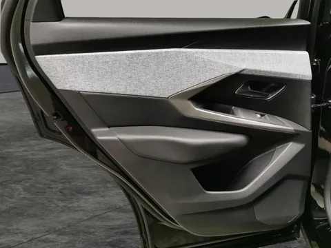 Thumbnail image for the Peugeot 3008 1.2 MHEV Allure    e-DSC