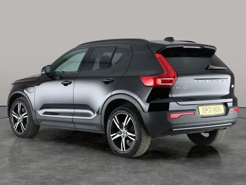 Thumbnail image for the Volvo XC40 1.5h T4 Recharge 10.7kWh R-Design   Plug-in