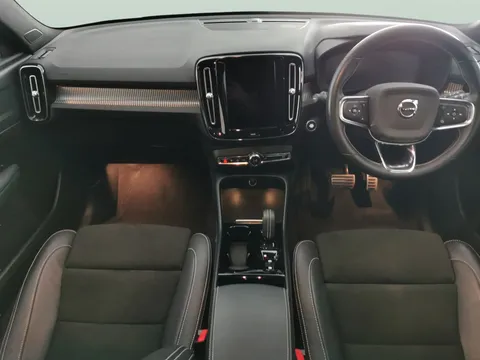 Thumbnail image for the Volvo XC40 1.5h T4 Recharge 10.7kWh R-Design   Plug-in