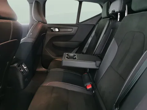 Thumbnail image for the Volvo XC40 1.5h T4 Recharge 10.7kWh R-Design   Plug-in