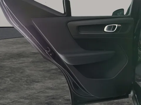 Thumbnail image for the Volvo XC40 1.5h T4 Recharge 10.7kWh R-Design   Plug-in