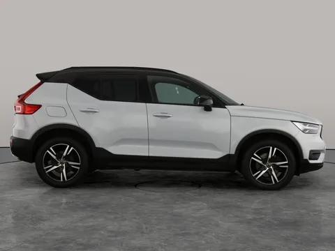Thumbnail image for the Volvo XC40 2.0 D3 R-Design   AWD