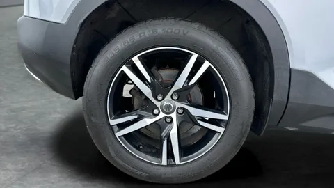 Thumbnail image for the Volvo XC40 2.0 D3 R-Design   AWD