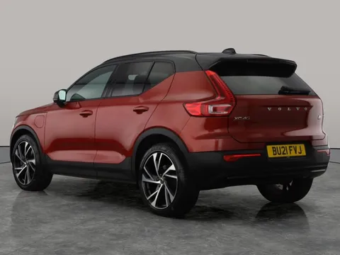 Thumbnail image for the Volvo XC40 1.5h T5 Twin Engine Recharge 10.7kWh R-Design Pro   Plug-in