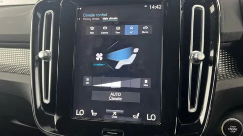 Thumbnail image for the Volvo XC40 1.5h T5 Twin Engine Recharge 10.7kWh R-Design Pro   Plug-in