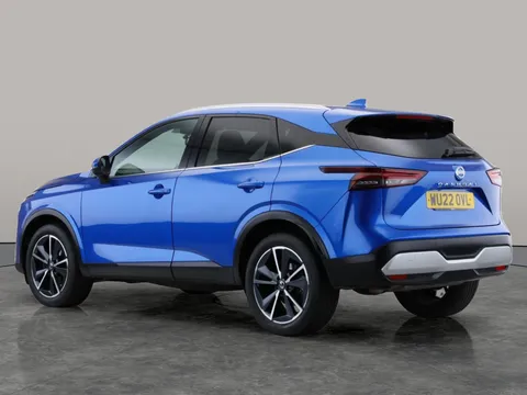 Thumbnail image for the Nissan Qashqai 1.3 DIG-T MHEV Tekna    XTRON