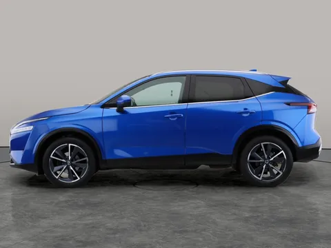Thumbnail image for the Nissan Qashqai 1.3 DIG-T MHEV Tekna    XTRON