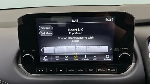 Thumbnail image for the Nissan Qashqai 1.3 DIG-T MHEV Tekna    XTRON