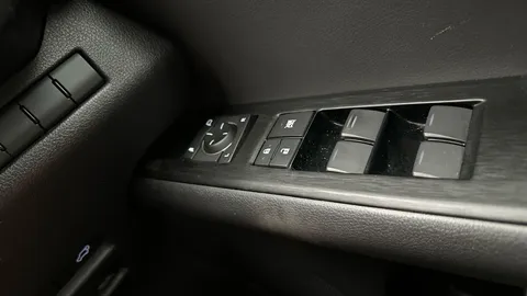 Thumbnail image for the Lexus Ux 2.0 250h F Sport    E-CVT