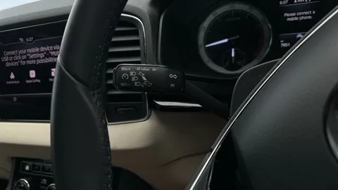 Thumbnail image for the Škoda Karoq 1.5 TSI ACT SE L   DSG