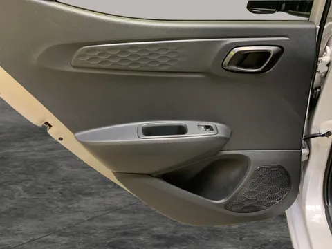 Thumbnail image for the Hyundai i10 1.0 Premium