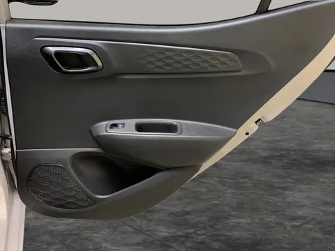 Thumbnail image for the Hyundai i10 1.0 Premium