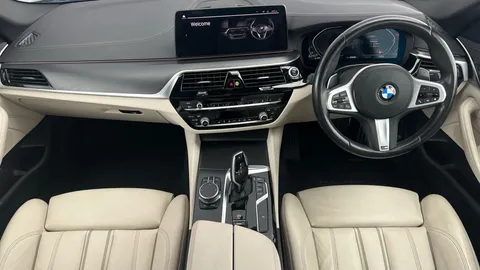 Thumbnail image for the BMW 5 Series 2.0 520d MHT M Sport    Steptronic