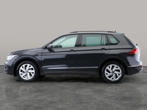 Thumbnail image for the Volkswagen Tiguan 2.0 TDI Life   DSG