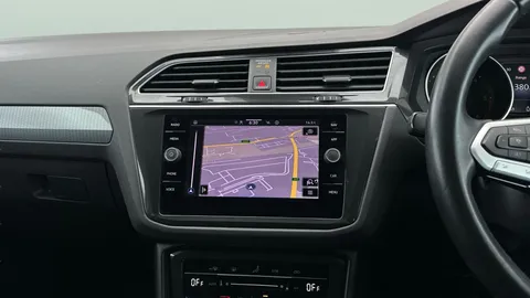 Thumbnail image for the Volkswagen Tiguan 2.0 TDI Life   DSG