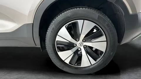 Thumbnail image for the Volvo XC40 1.5h T4 Recharge 10.7kWh Inscription Expression   Plug-in