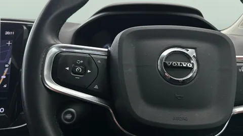 Thumbnail image for the Volvo XC40 1.5h T4 Recharge 10.7kWh Inscription Expression   Plug-in