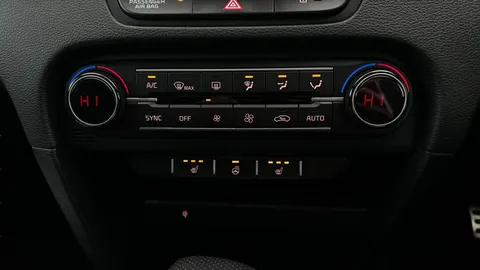 Thumbnail image for the Kia Ceed 1.5 T-GDi GT-Line S   DCT