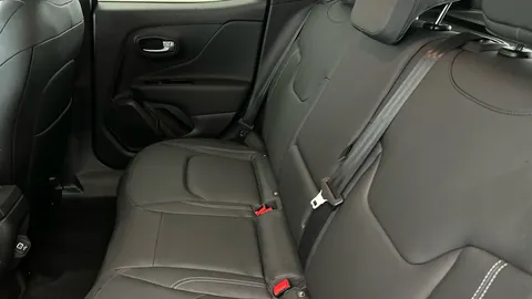 Thumbnail image for the Jeep Renegade 1.3 GSE T4 11.4kWh S   Plug-in  4xe