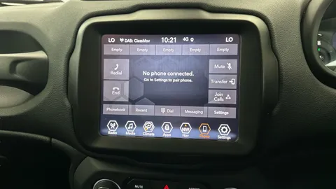 Thumbnail image for the Jeep Renegade 1.3 GSE T4 11.4kWh S   Plug-in  4xe