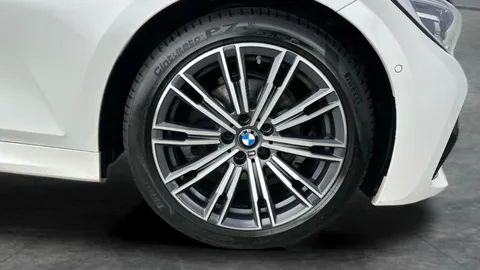 Thumbnail image for the BMW 3 Series 2.0 320i M Sport