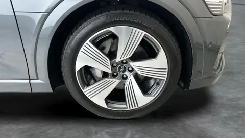 Thumbnail image for the Audi E-Tron 50 S line   quattro 71.2kWh (11kW Charger)