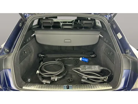 Thumbnail image for the Audi E-Tron 50 Black Edition   quattro 71.2kWh (11kW Charger)