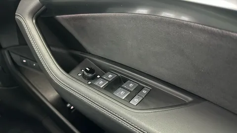 Thumbnail image for the Audi E-Tron 50 Black Edition   quattro 71.2kWh (11kW Charger)